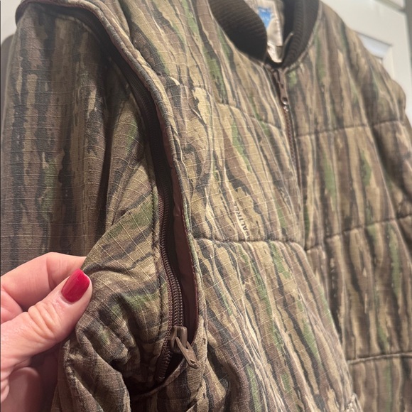 Vintage Trophy Club Realtree Jacket/Vest - Picture 5 of 9